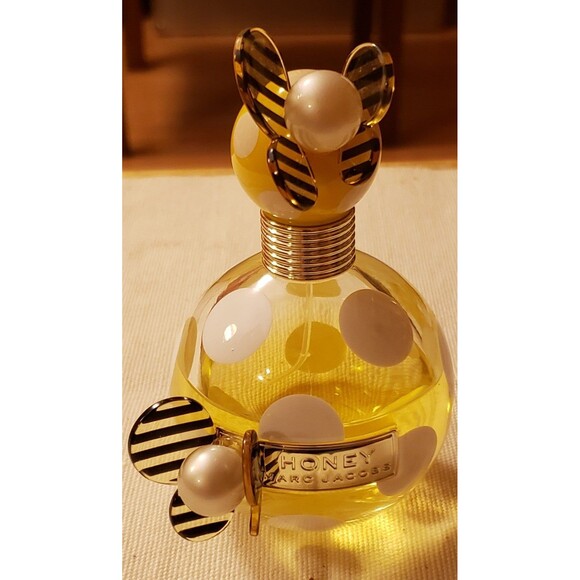 Marc Jacobs Honey Perfume 3.4oz Eau de Parfum  preowned Discontinued scent - Picture 2 of 4